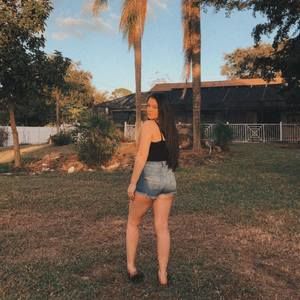 Meet your Posher, Emma